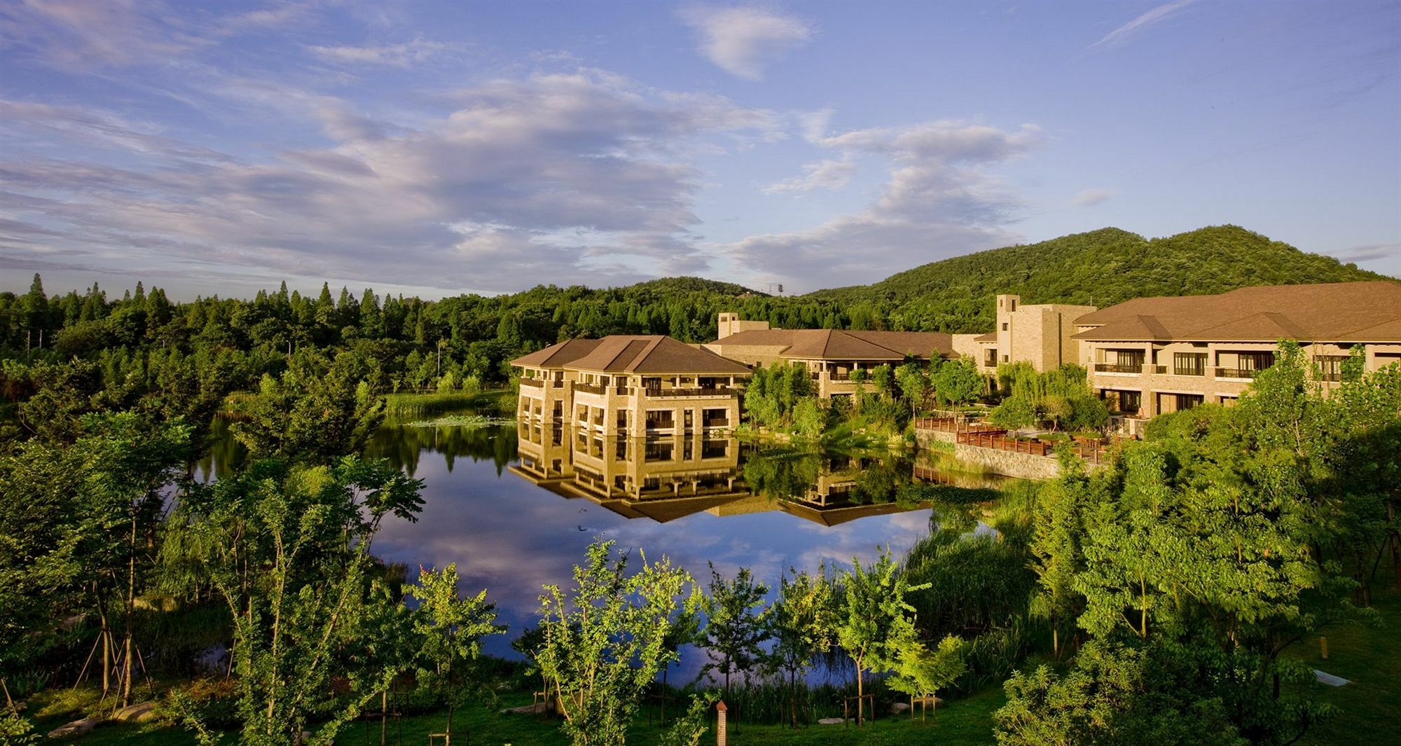 Narada Resort & Spa Liangzhu Hangzhou Exteriör bild